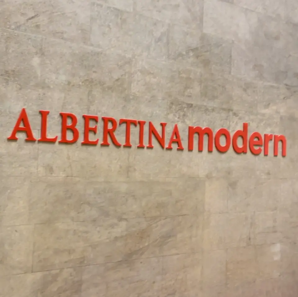 Albertona_entrance_logo The Fusion of Traditional Art and NFTs